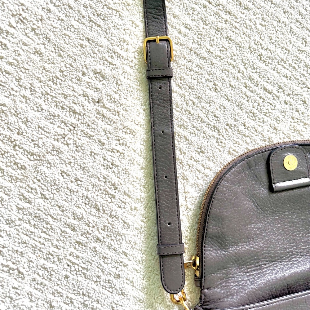 MARC JACOBS | Taupe Leather Shoulder Crossbody Bag - Picture 7 of 9